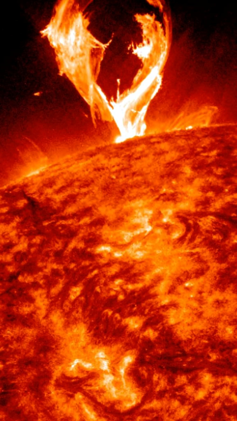  auteur autre solar_spot_erupt_01 